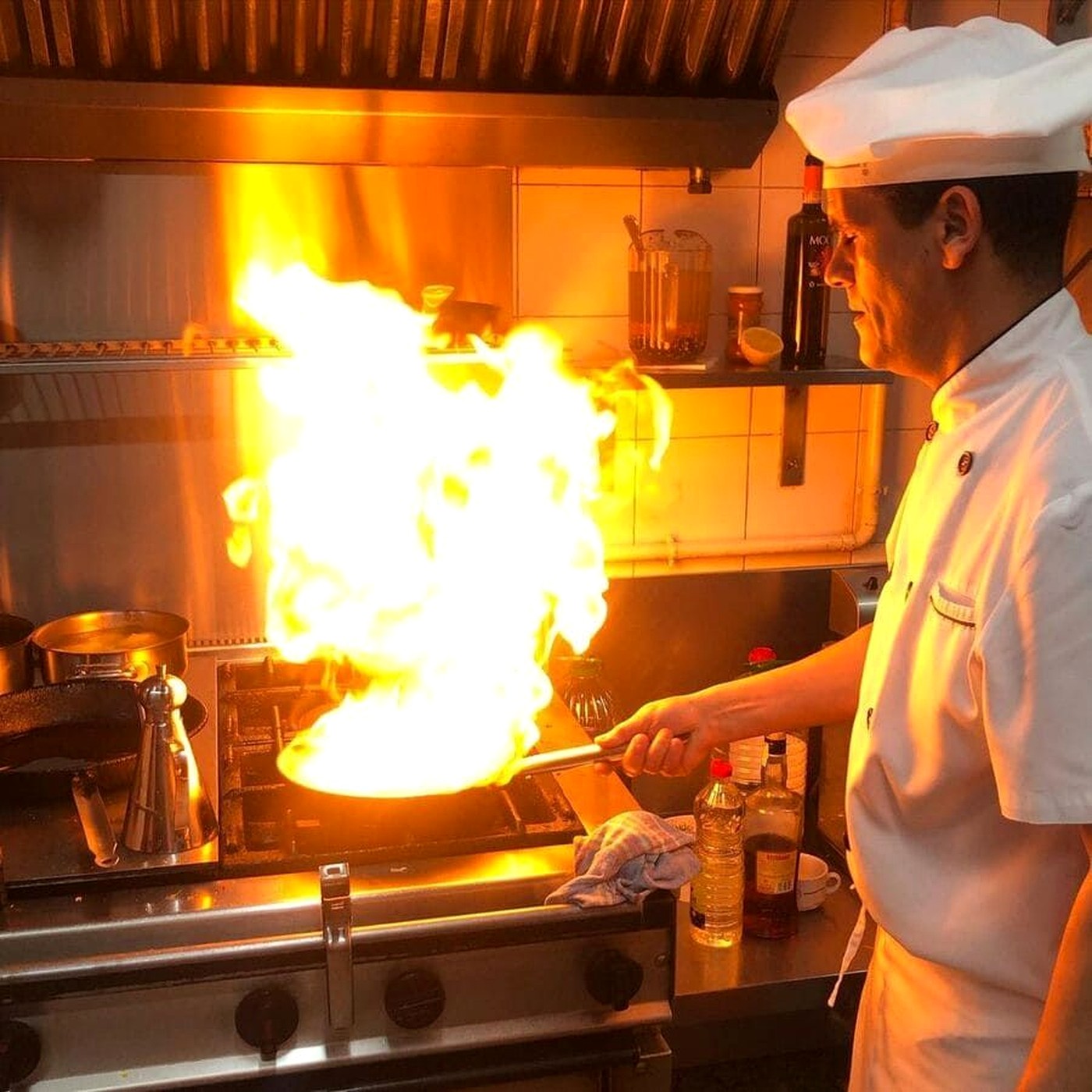 Chuletas de lechal a la brasa.